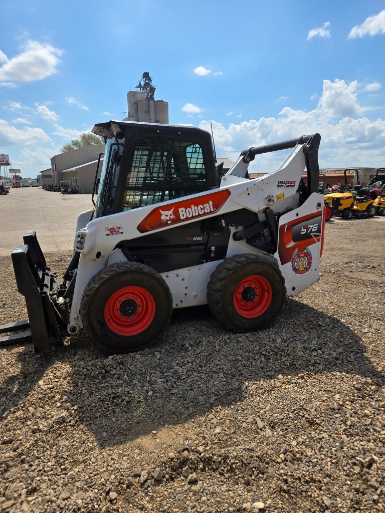 Bobcat S76 Skidloader Bobcat S76 Skidloader